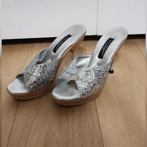 Betsey Johnson Glitter Heels Size 8